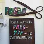 Kiostermühle - Parkplätze, Spielplatz, Biergarten, Badesee, E-auto Ladepunkt Irsee