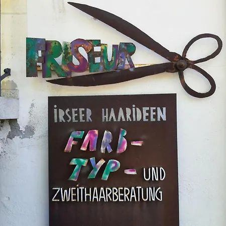 Kiostermuehle - Parkplaetze, Spielplatz, Biergarten, Badesee, E-auto Ladepunkt Irsee