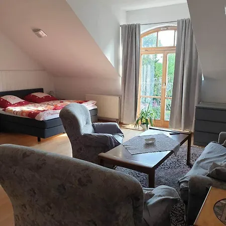 Kiostermuehle - Parkplaetze, Spielplatz, Biergarten, Badesee, E-auto Ladepunkt Apartment