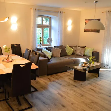 Apartment Kiostermuehle - Parkplaetze, Spielplatz, Biergarten, Badesee, E-auto Ladepunkt Irsee